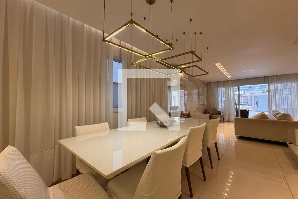 Casa com 4 quartos à venda, 490m2 em Rio De Janeiro - RJ - imagem 5 Foto 5 de Casa com 4 quartos à venda, 490m2 em Rio De Janeiro - RJ