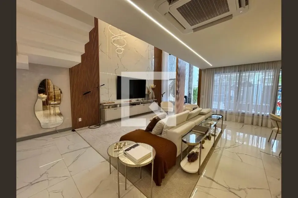 Foto 3 de Casa com 4 quartos à venda, 433m2 em Rio De Janeiro - RJ