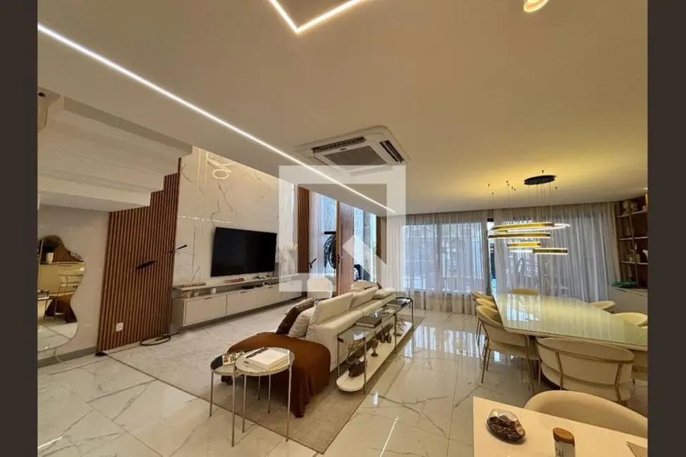 Foto 1 de Casa com 4 quartos à venda, 433m2 em Rio De Janeiro - RJ