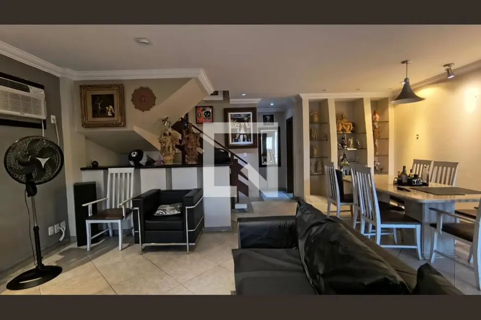 Foto 6 de Casa com 4 quartos à venda, 350m2 em Rio De Janeiro - RJ