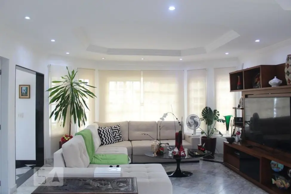 Casa de Condomínio com 6 quartos à venda, 387m2 em Rio De Janeiro - RJ - imagem 4 Foto 4 de Casa de Condomínio com 6 quartos à venda, 387m2 em Rio De Janeiro - RJ