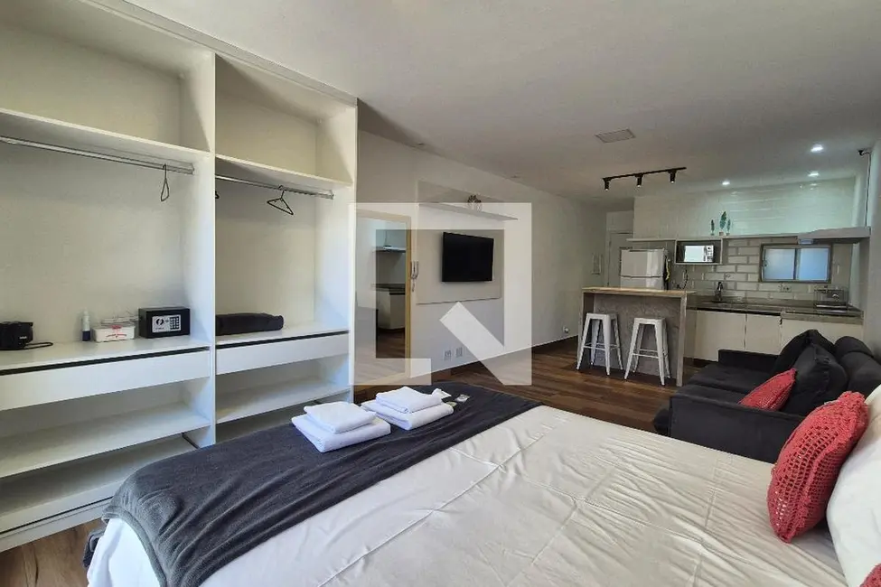 Foto 2 de Casa de Condomínio com 8 quartos à venda, 200m2 em Rio De Janeiro - RJ
