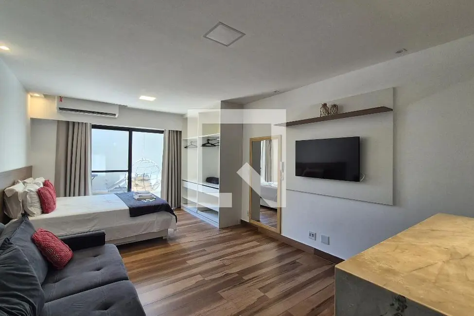 Foto 1 de Casa de Condomínio com 8 quartos à venda, 200m2 em Rio De Janeiro - RJ