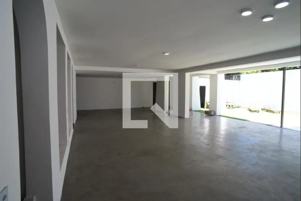 Casa com 4 quartos à venda, 1425m2 em Barra da Tijuca, Rio De Janeiro - RJ - imagem 6 Foto 6 de Casa com 4 quartos à venda, 1425m2 em Barra da Tijuca, Rio De Janeiro - RJ