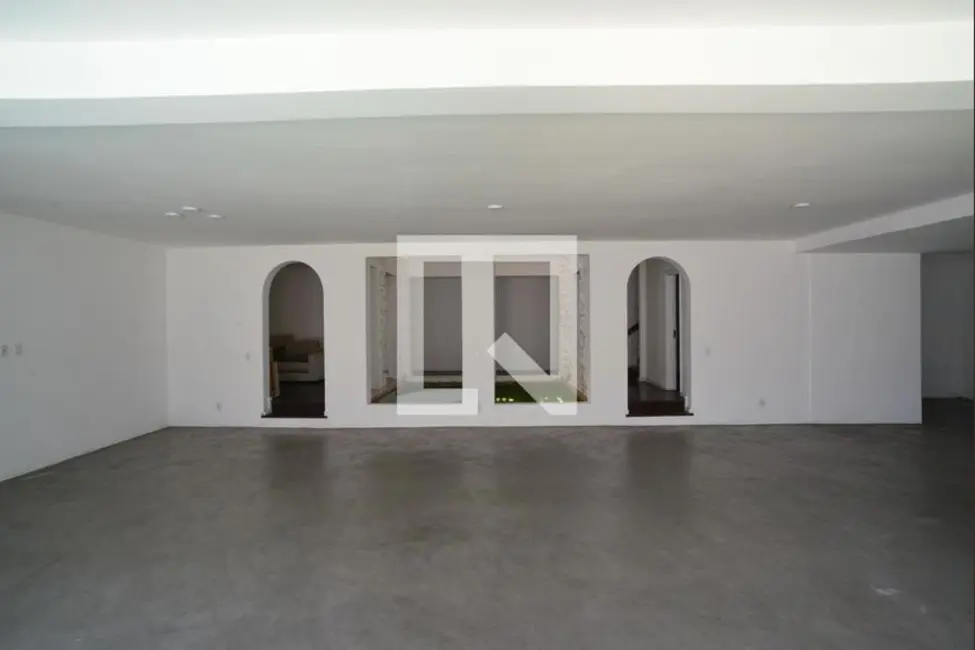 Casa com 4 quartos à venda, 1425m2 em Barra da Tijuca, Rio De Janeiro - RJ - imagem 3 Foto 3 de Casa com 4 quartos à venda, 1425m2 em Barra da Tijuca, Rio De Janeiro - RJ
