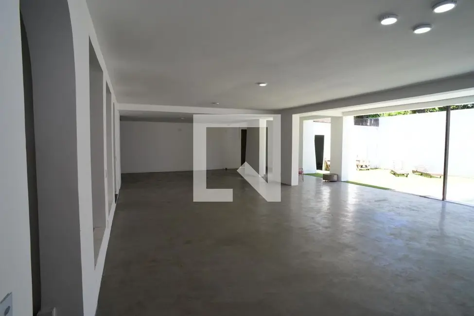 Casa com 4 quartos à venda, 1425m2 em Barra da Tijuca, Rio De Janeiro - RJ - imagem 9 Foto 9 de Casa com 4 quartos à venda, 1425m2 em Barra da Tijuca, Rio De Janeiro - RJ