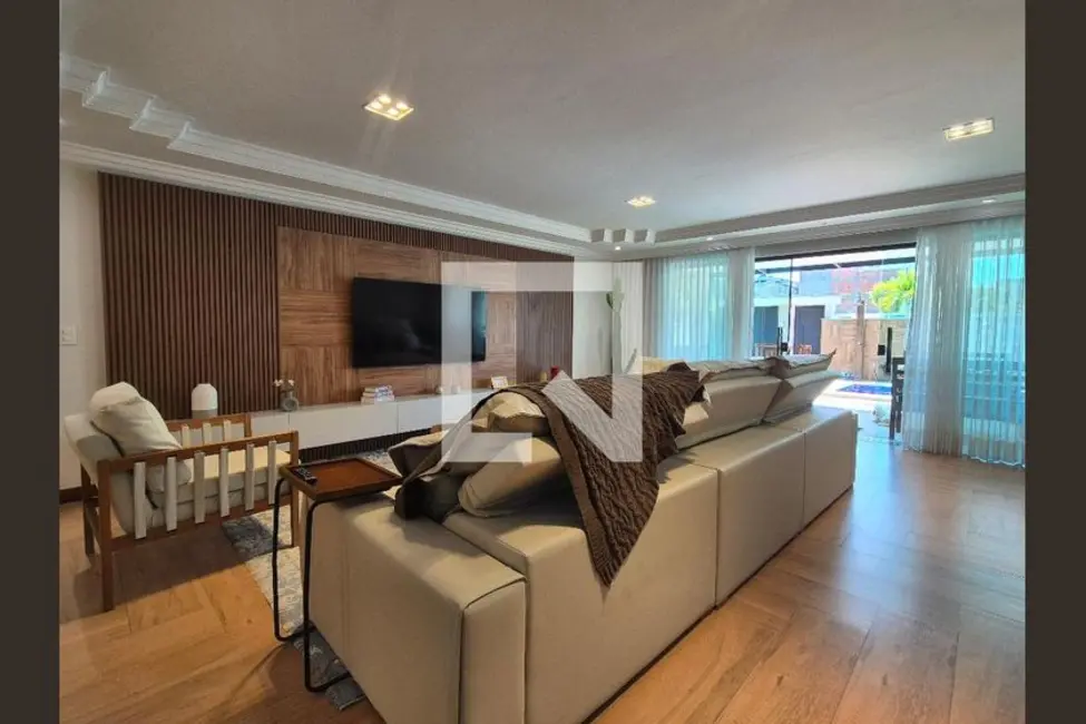 Casa com 4 quartos à venda, 356m2 em Rio De Janeiro - RJ - imagem 4 Foto 4 de Casa com 4 quartos à venda, 356m2 em Rio De Janeiro - RJ