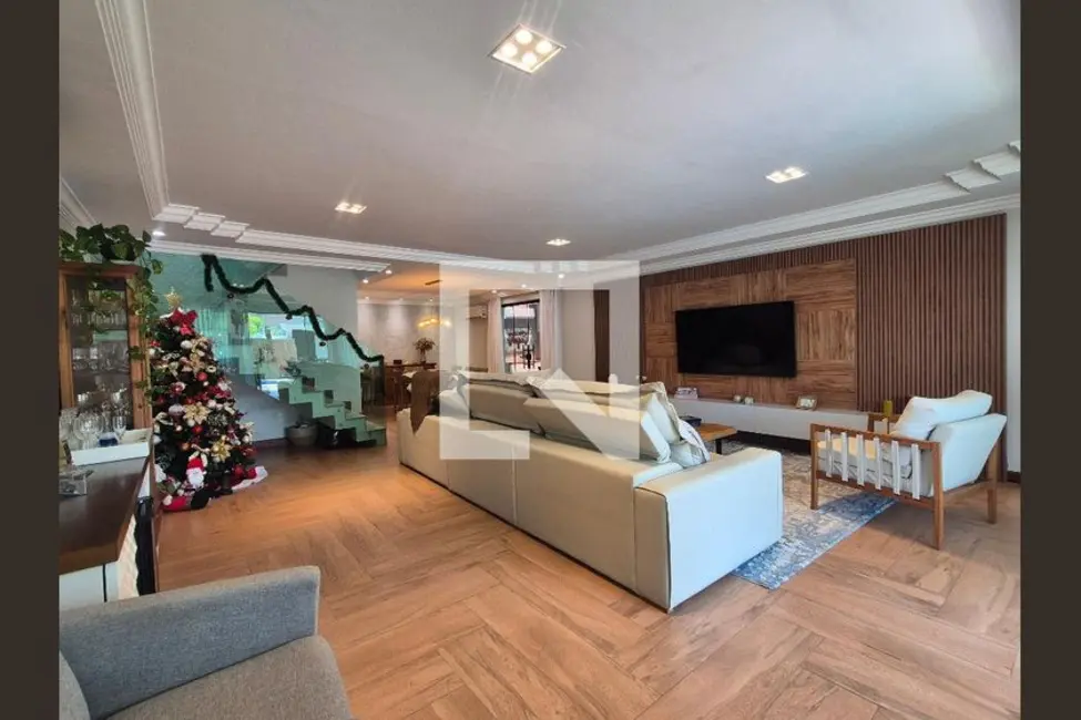 Casa com 4 quartos à venda, 356m2 em Rio De Janeiro - RJ - imagem 1 Foto 1 de Casa com 4 quartos à venda, 356m2 em Rio De Janeiro - RJ