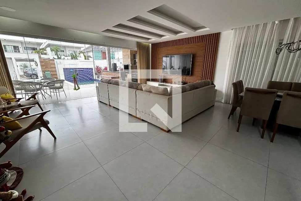 Casa de Condomínio com 5 quartos à venda, 350m2 em Rio De Janeiro - RJ - imagem 5 Foto 5 de Casa de Condomínio com 5 quartos à venda, 350m2 em Rio De Janeiro - RJ