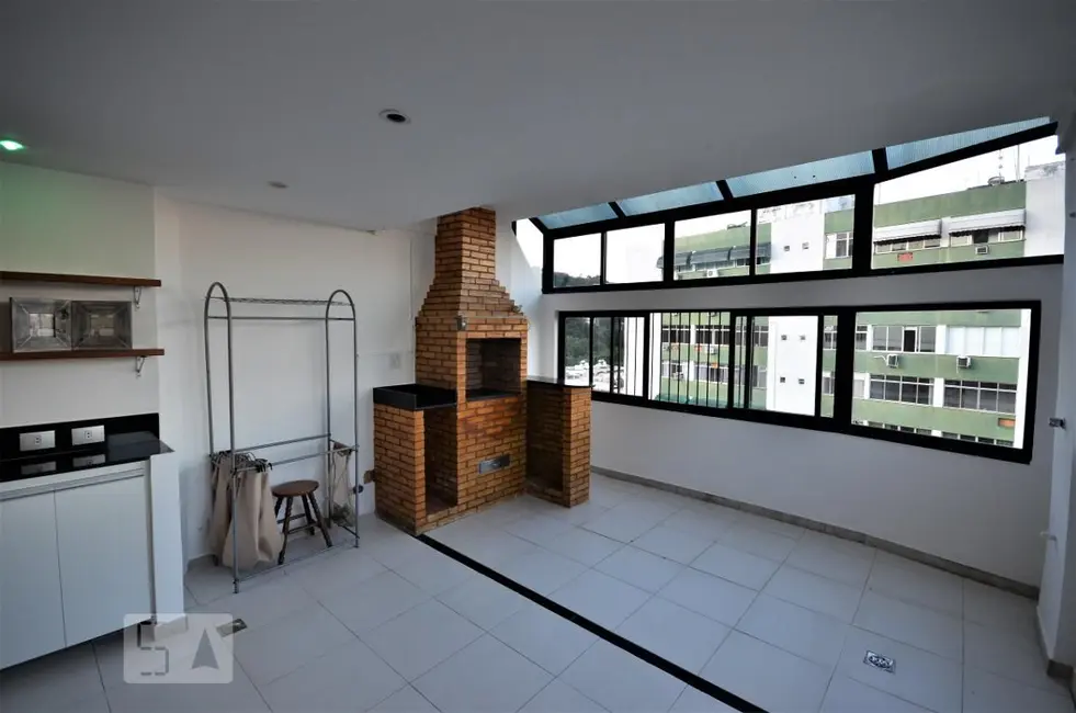 Apartamento com 1 quarto à venda, 100m2 em Laranjeiras, Rio De Janeiro - RJ - imagem 8 Foto 8 de Apartamento com 1 quarto à venda, 100m2 em Laranjeiras, Rio De Janeiro - RJ