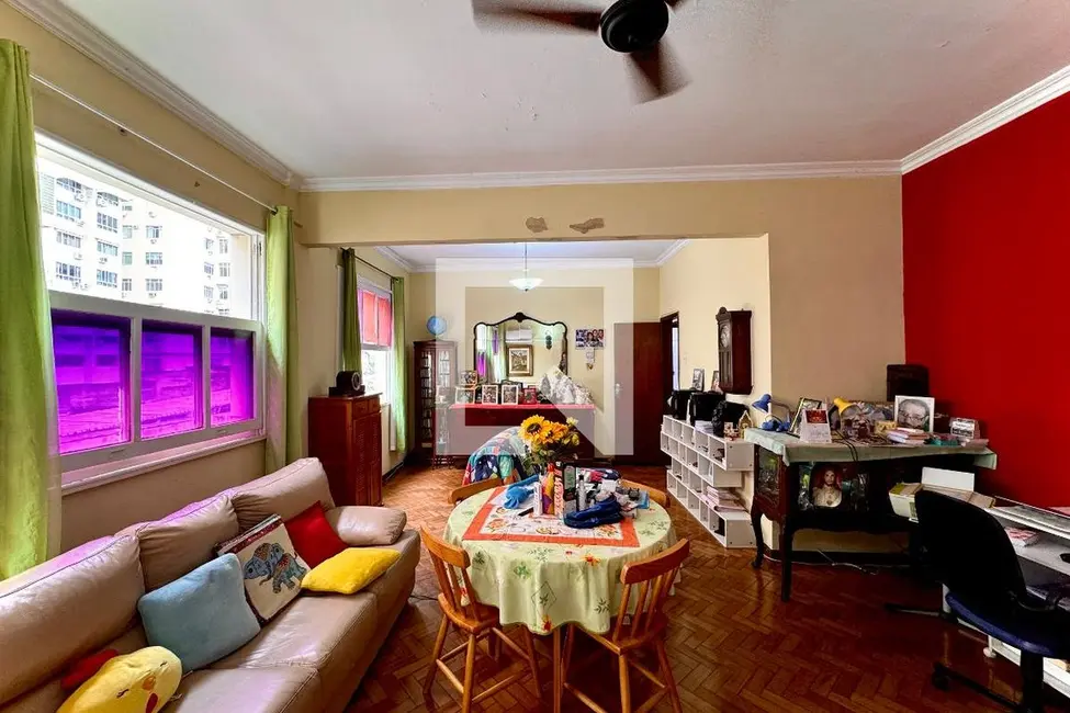 Apartamento com 4 quartos à venda, 140m2 em Laranjeiras, Rio De Janeiro - RJ - imagem 3 Foto 3 de Apartamento com 4 quartos à venda, 140m2 em Laranjeiras, Rio De Janeiro - RJ