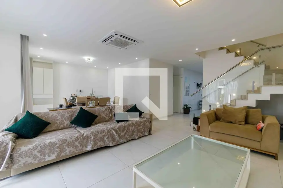 Casa com 4 quartos à venda, 270m2 em Rio De Janeiro - RJ - imagem 9 Foto 9 de Casa com 4 quartos à venda, 270m2 em Rio De Janeiro - RJ