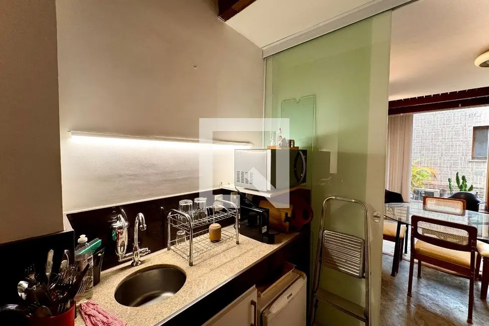 Casa com 2 quartos à venda, 95m2 em Laranjeiras, Rio De Janeiro - RJ - imagem 8 Foto 8 de Casa com 2 quartos à venda, 95m2 em Laranjeiras, Rio De Janeiro - RJ