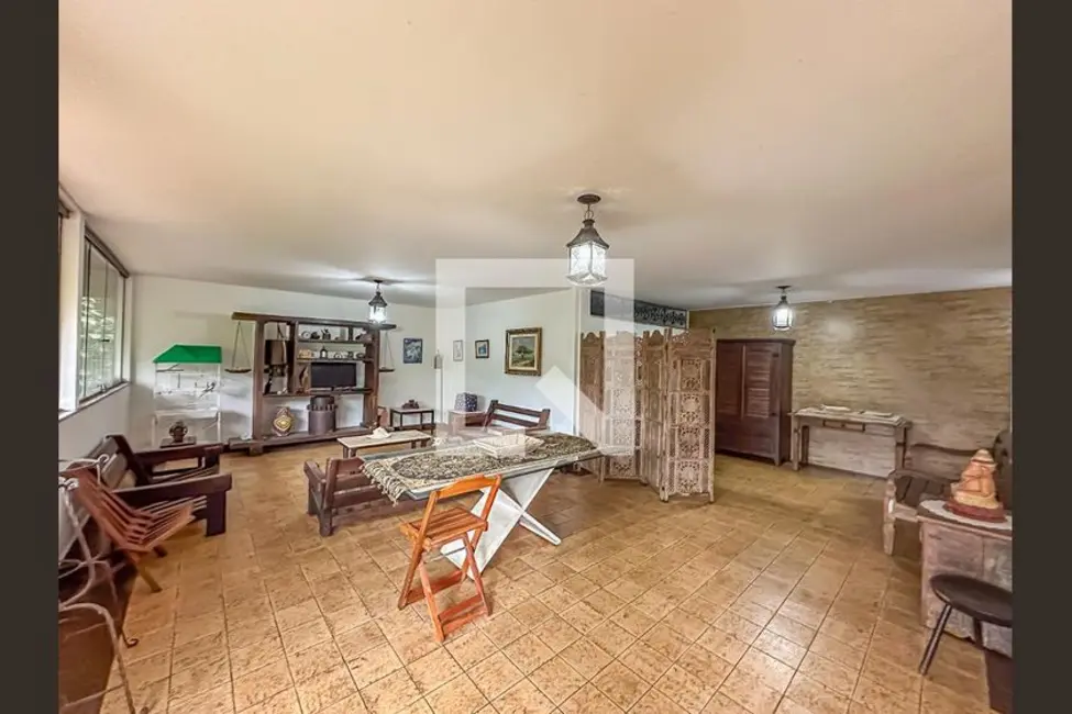 Casa com 4 quartos à venda, 450m2 em Laranjeiras, Rio De Janeiro - RJ - imagem 3 Foto 3 de Casa com 4 quartos à venda, 450m2 em Laranjeiras, Rio De Janeiro - RJ