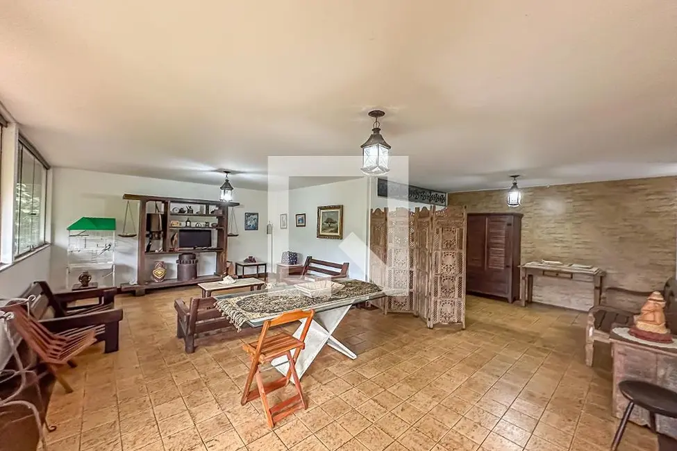 Casa com 4 quartos à venda, 450m2 em Laranjeiras, Rio De Janeiro - RJ - imagem 5 Foto 5 de Casa com 4 quartos à venda, 450m2 em Laranjeiras, Rio De Janeiro - RJ