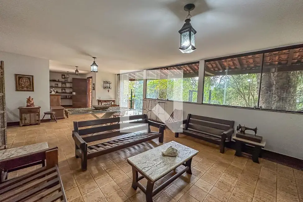 Casa com 4 quartos à venda, 450m2 em Laranjeiras, Rio De Janeiro - RJ - imagem 2 Foto 2 de Casa com 4 quartos à venda, 450m2 em Laranjeiras, Rio De Janeiro - RJ