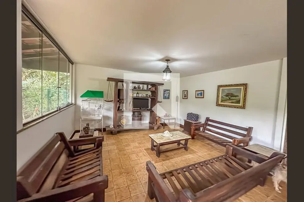 Casa com 4 quartos à venda, 450m2 em Laranjeiras, Rio De Janeiro - RJ - imagem 4 Foto 4 de Casa com 4 quartos à venda, 450m2 em Laranjeiras, Rio De Janeiro - RJ