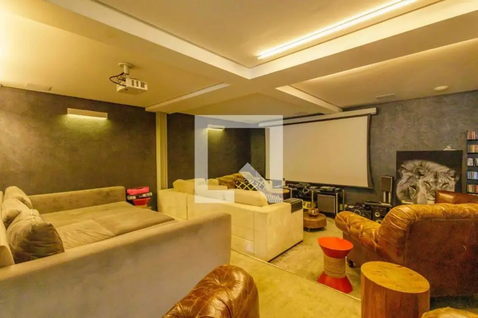 Casa com 5 quartos à venda, 444m2 em Rio De Janeiro - RJ - imagem 4 Foto 4 de Casa com 5 quartos à venda, 444m2 em Rio De Janeiro - RJ