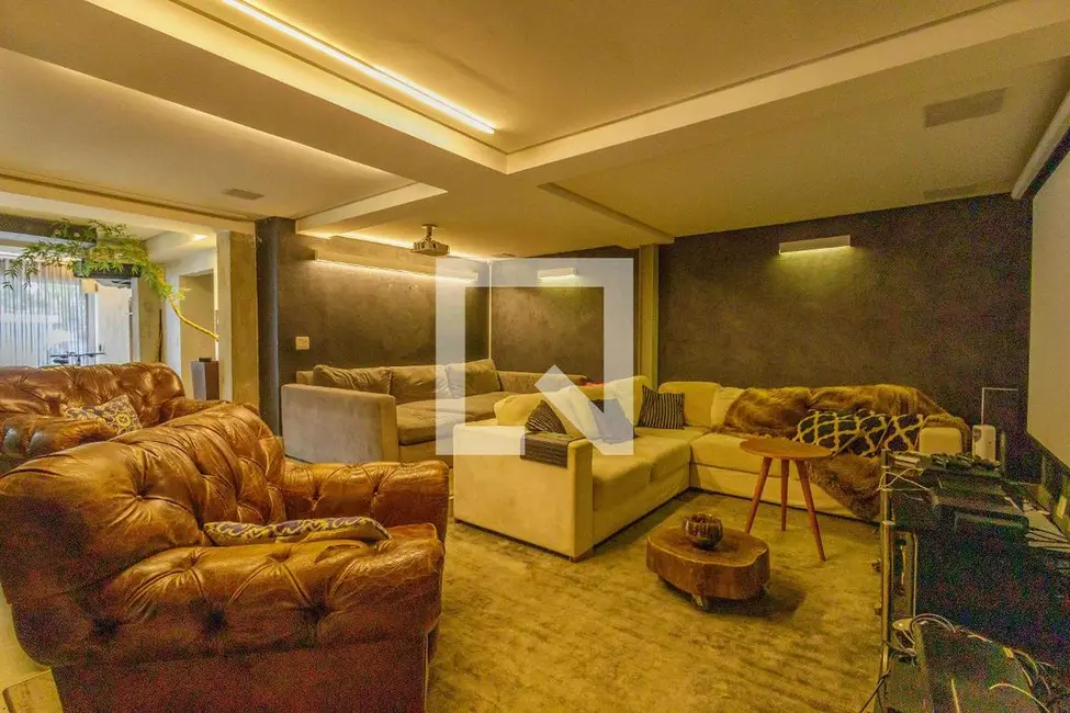 Casa com 5 quartos à venda, 444m2 em Rio De Janeiro - RJ - imagem 2 Foto 2 de Casa com 5 quartos à venda, 444m2 em Rio De Janeiro - RJ