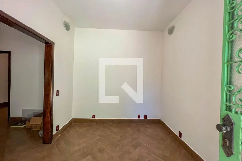 Casa com 5 quartos à venda, 340m2 em Urca, Rio De Janeiro - RJ - imagem 2 Foto 2 de Casa com 5 quartos à venda, 340m2 em Urca, Rio De Janeiro - RJ