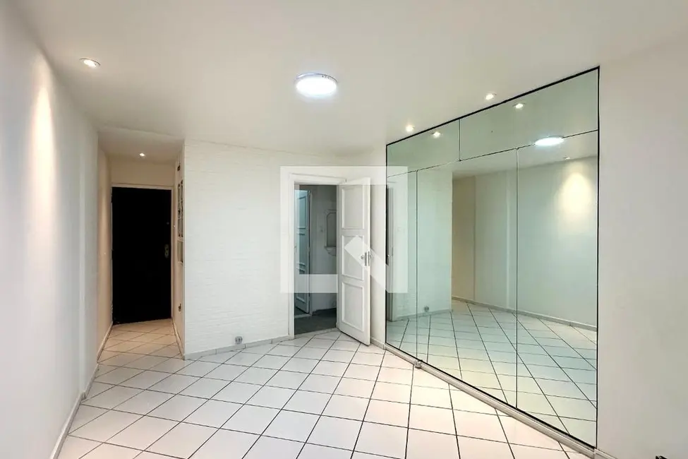 Apartamento com 2 quartos à venda, 70m2 em Leblon, Rio De Janeiro - RJ - imagem 3 Foto 3 de Apartamento com 2 quartos à venda, 70m2 em Leblon, Rio De Janeiro - RJ