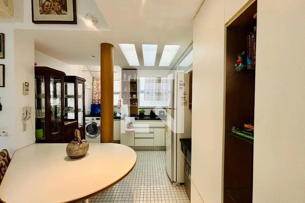Apartamento com 1 quarto à venda, 58m2 em Leblon, Rio De Janeiro - RJ - imagem 5 Foto 5 de Apartamento com 1 quarto à venda, 58m2 em Leblon, Rio De Janeiro - RJ