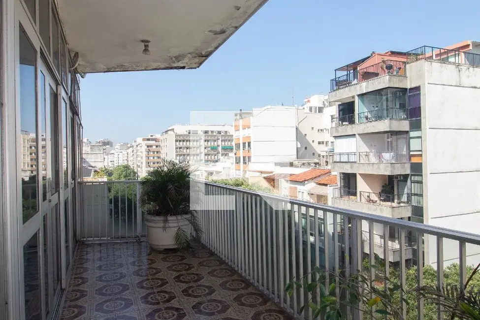Apartamento com 5 quartos à venda, 350m2 em Ipanema, Rio De Janeiro - RJ - imagem 9 Foto 9 de Apartamento com 5 quartos à venda, 350m2 em Ipanema, Rio De Janeiro - RJ