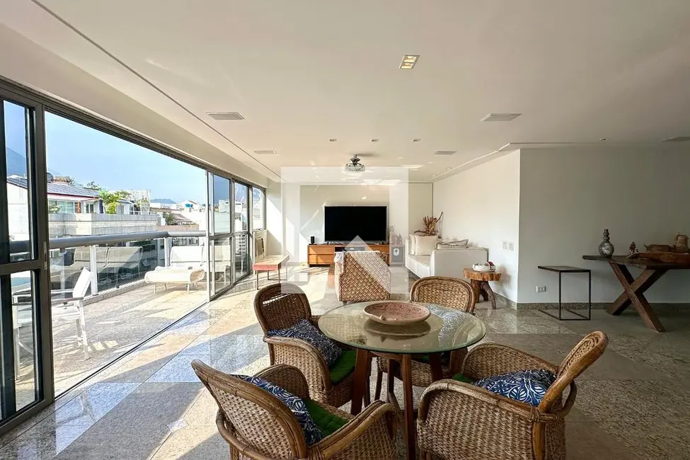 Apartamento com 4 quartos à venda, 659m2 em Ipanema, Rio De Janeiro - RJ - imagem 2 Foto 2 de Apartamento com 4 quartos à venda, 659m2 em Ipanema, Rio De Janeiro - RJ