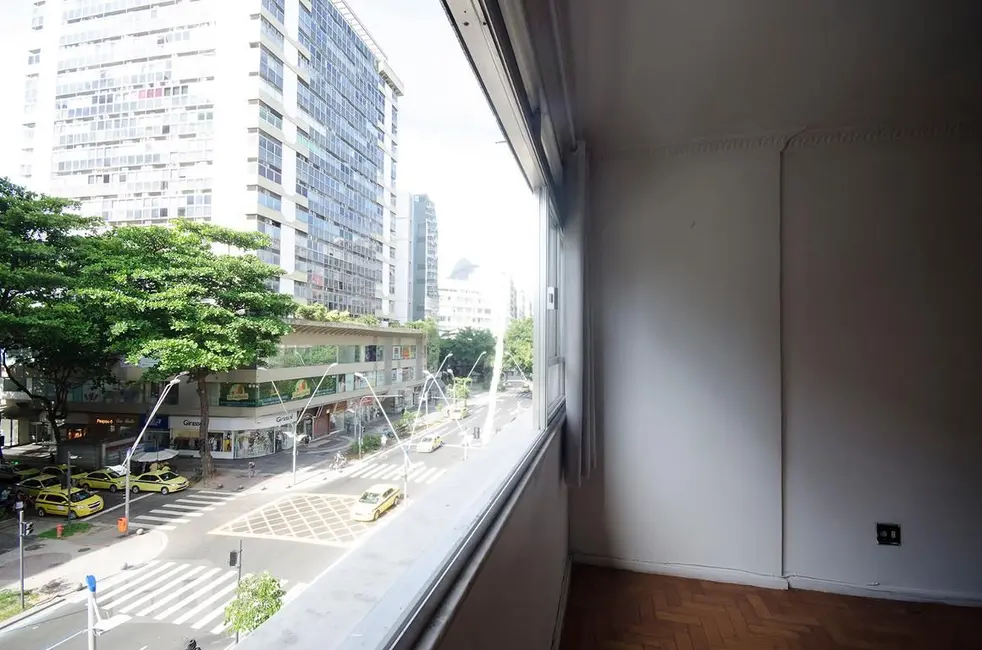 Apartamento com 3 quartos à venda, 100m2 em Leblon, Rio De Janeiro - RJ - imagem 3 Foto 3 de Apartamento com 3 quartos à venda, 100m2 em Leblon, Rio De Janeiro - RJ