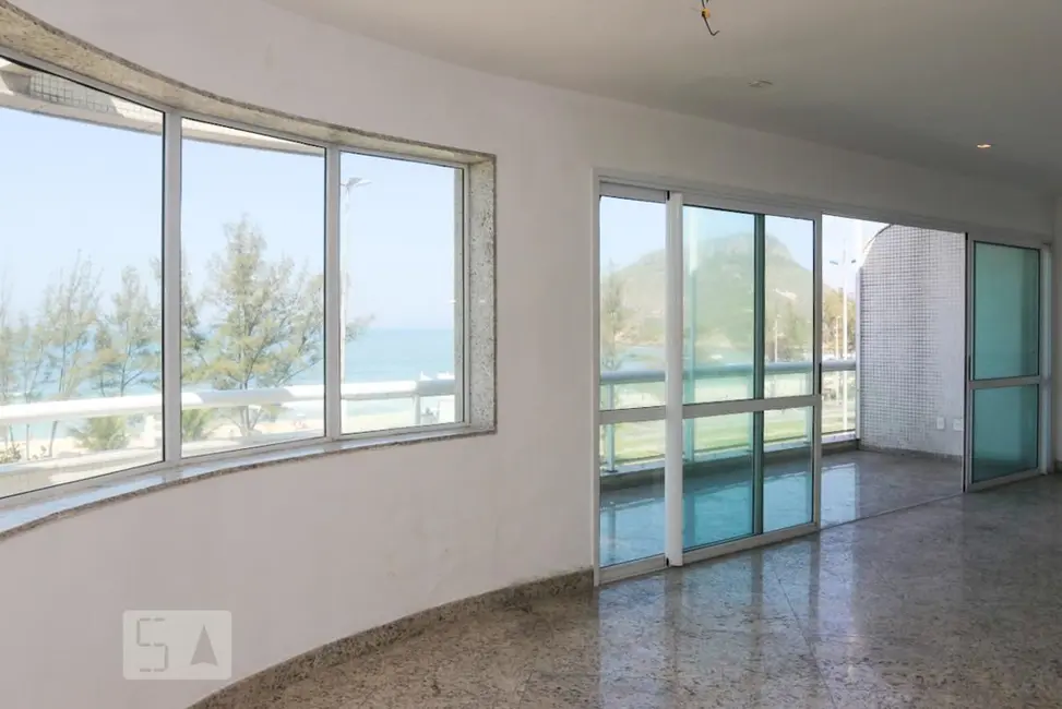 Apartamento com 4 quartos à venda, 360m2 em Rio De Janeiro - RJ - imagem 9 Foto 9 de Apartamento com 4 quartos à venda, 360m2 em Rio De Janeiro - RJ
