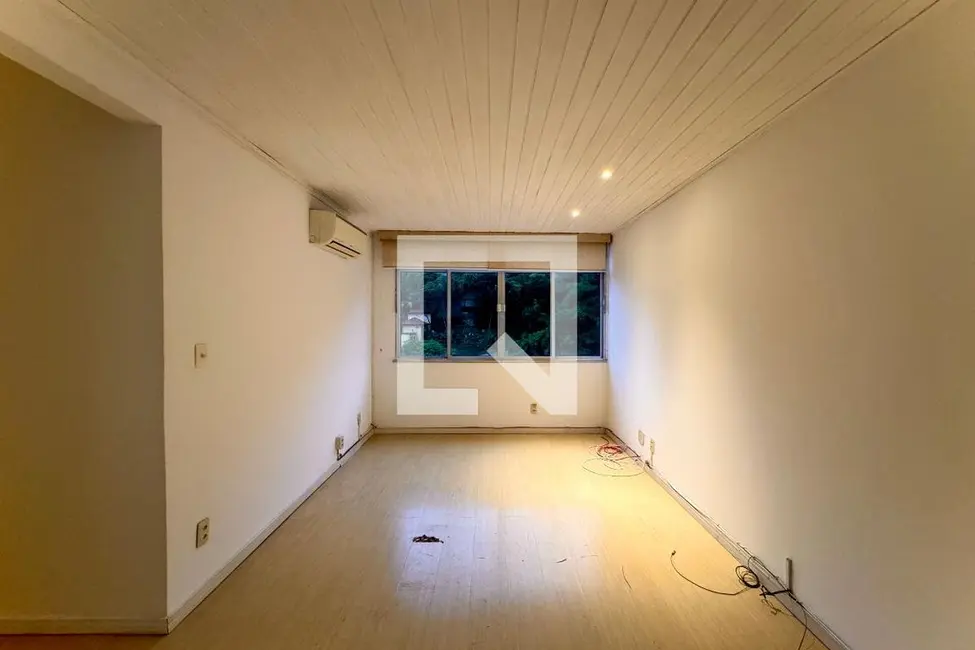 Foto 3 de Apartamento com 2 quartos à venda, 70m2 em Laranjeiras, Rio De Janeiro - RJ