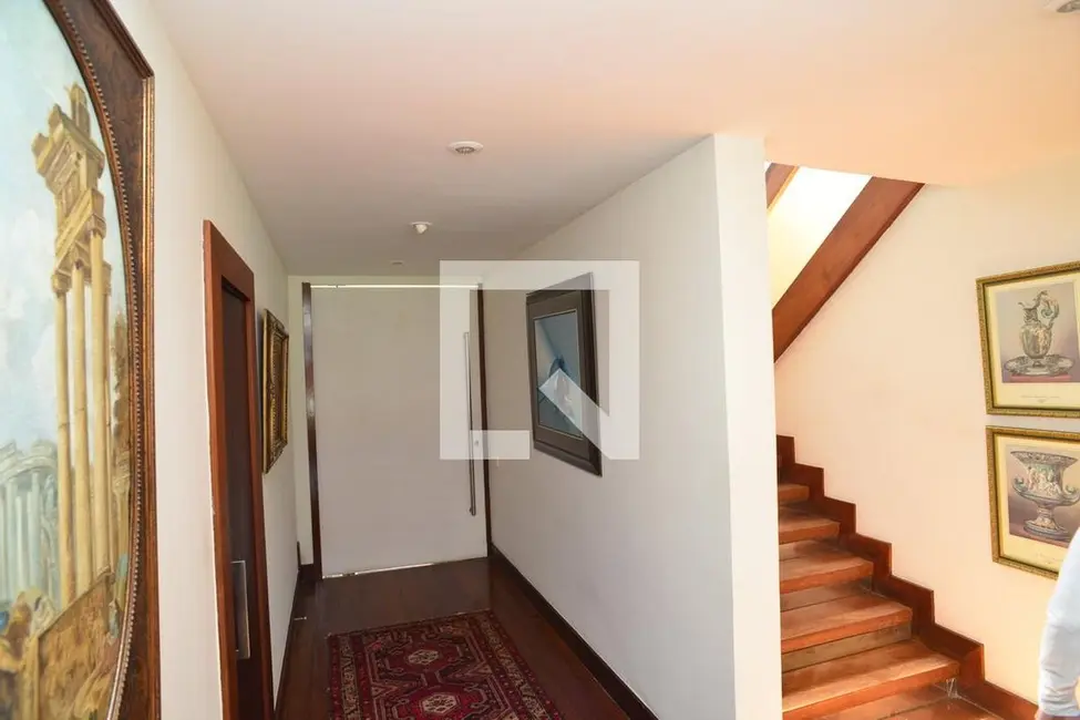 Casa com 4 quartos à venda, 750m2 em Barra da Tijuca, Rio De Janeiro - RJ - imagem 1 Foto 1 de Casa com 4 quartos à venda, 750m2 em Barra da Tijuca, Rio De Janeiro - RJ