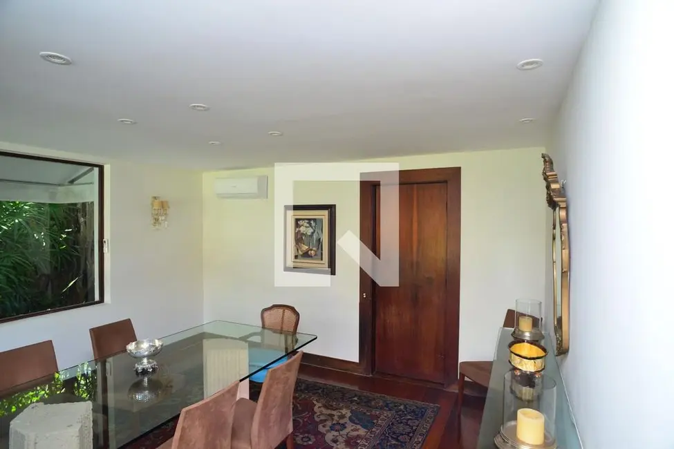 Casa com 4 quartos à venda, 750m2 em Barra da Tijuca, Rio De Janeiro - RJ - imagem 4 Foto 4 de Casa com 4 quartos à venda, 750m2 em Barra da Tijuca, Rio De Janeiro - RJ