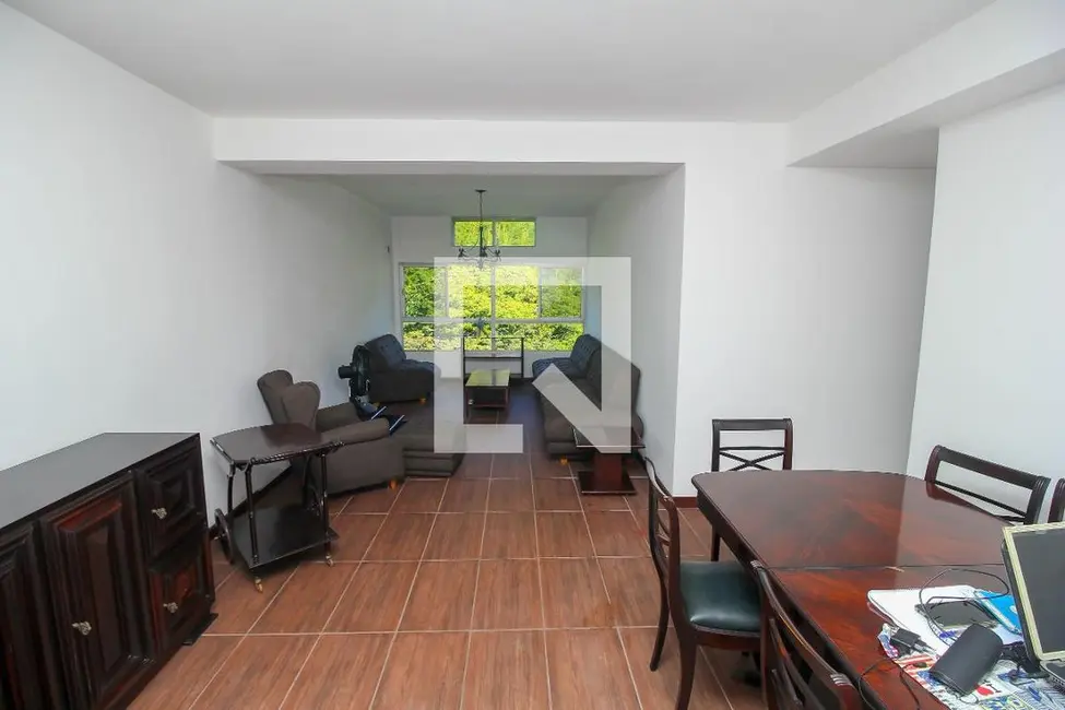 Apartamento com 3 quartos à venda, 120m2 em Laranjeiras, Rio De Janeiro - RJ - imagem 4 Foto 4 de Apartamento com 3 quartos à venda, 120m2 em Laranjeiras, Rio De Janeiro - RJ