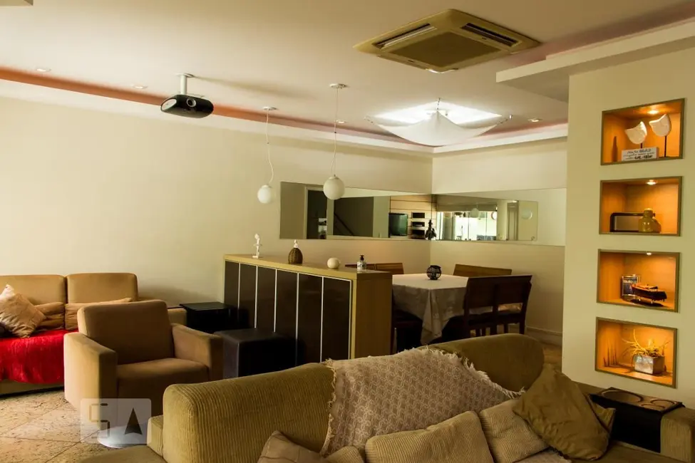 Foto 3 de Casa com 4 quartos à venda, 400m2 em Rio De Janeiro - RJ