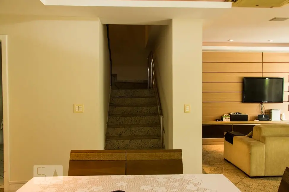 Foto 6 de Casa com 4 quartos à venda, 400m2 em Rio De Janeiro - RJ