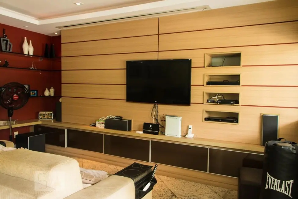 Foto 2 de Casa com 4 quartos à venda, 400m2 em Rio De Janeiro - RJ