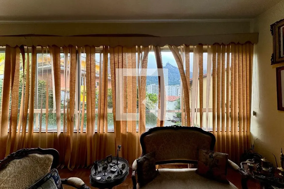 Casa com 4 quartos à venda, 328m2 em Laranjeiras, Rio De Janeiro - RJ - imagem 9 Foto 9 de Casa com 4 quartos à venda, 328m2 em Laranjeiras, Rio De Janeiro - RJ