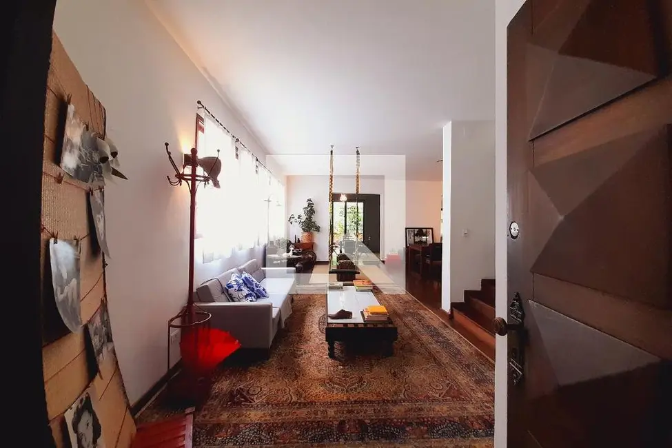 Casa com 7 quartos à venda, 540m2 em Laranjeiras, Rio De Janeiro - RJ - imagem 4 Foto 4 de Casa com 7 quartos à venda, 540m2 em Laranjeiras, Rio De Janeiro - RJ