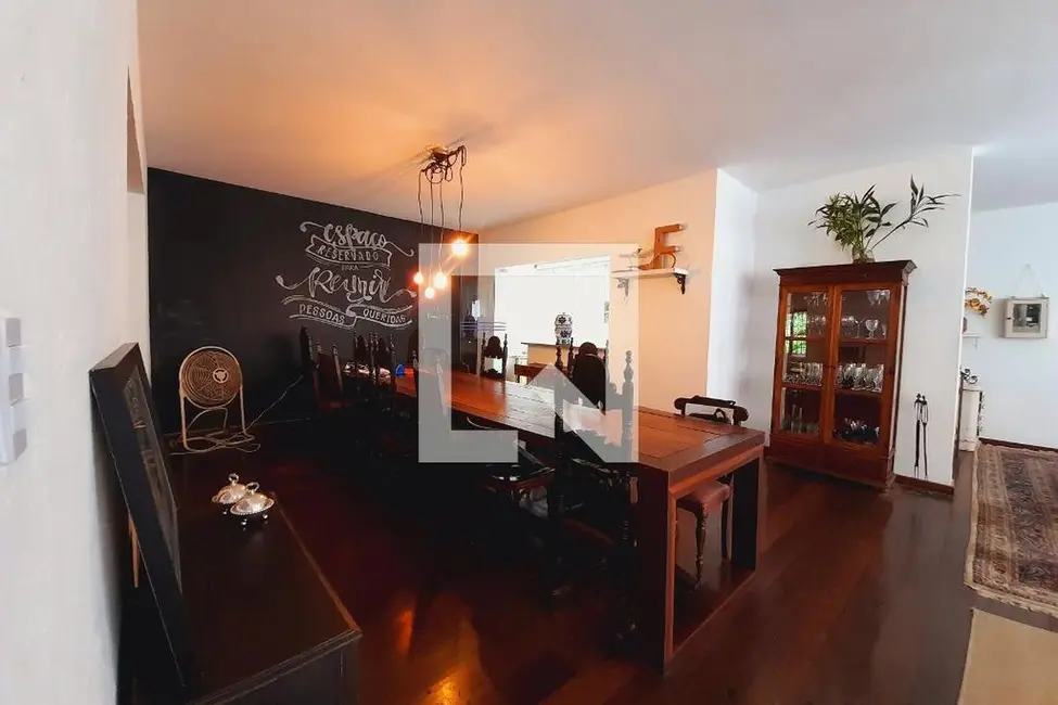 Casa com 7 quartos à venda, 540m2 em Laranjeiras, Rio De Janeiro - RJ - imagem 8 Foto 8 de Casa com 7 quartos à venda, 540m2 em Laranjeiras, Rio De Janeiro - RJ