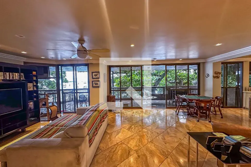 Apartamento com 4 quartos à venda, 282m2 em Urca, Rio De Janeiro - RJ - imagem 2 Foto 2 de Apartamento com 4 quartos à venda, 282m2 em Urca, Rio De Janeiro - RJ