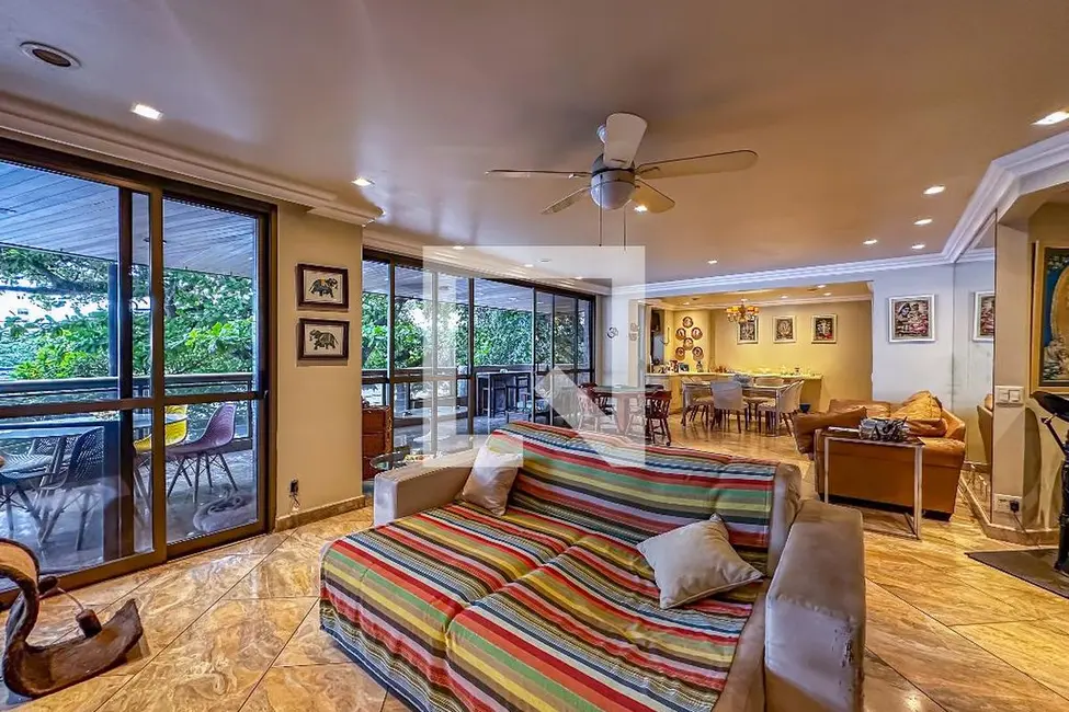 Apartamento com 4 quartos à venda, 282m2 em Urca, Rio De Janeiro - RJ - imagem 4 Foto 4 de Apartamento com 4 quartos à venda, 282m2 em Urca, Rio De Janeiro - RJ