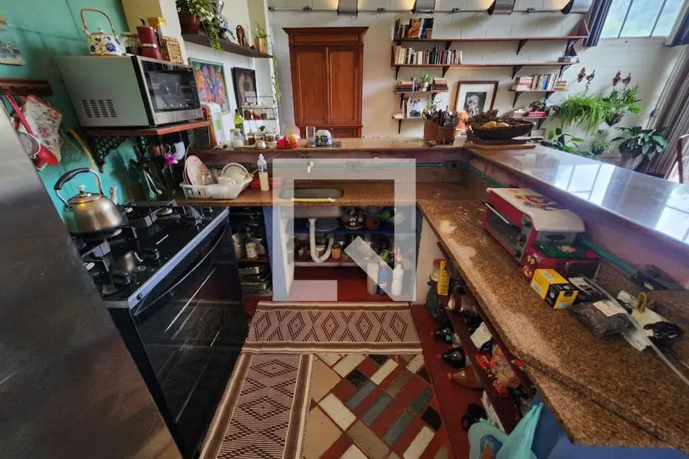 Casa com 4 quartos à venda, 320m2 em Laranjeiras, Rio De Janeiro - RJ - imagem 4 Foto 4 de Casa com 4 quartos à venda, 320m2 em Laranjeiras, Rio De Janeiro - RJ