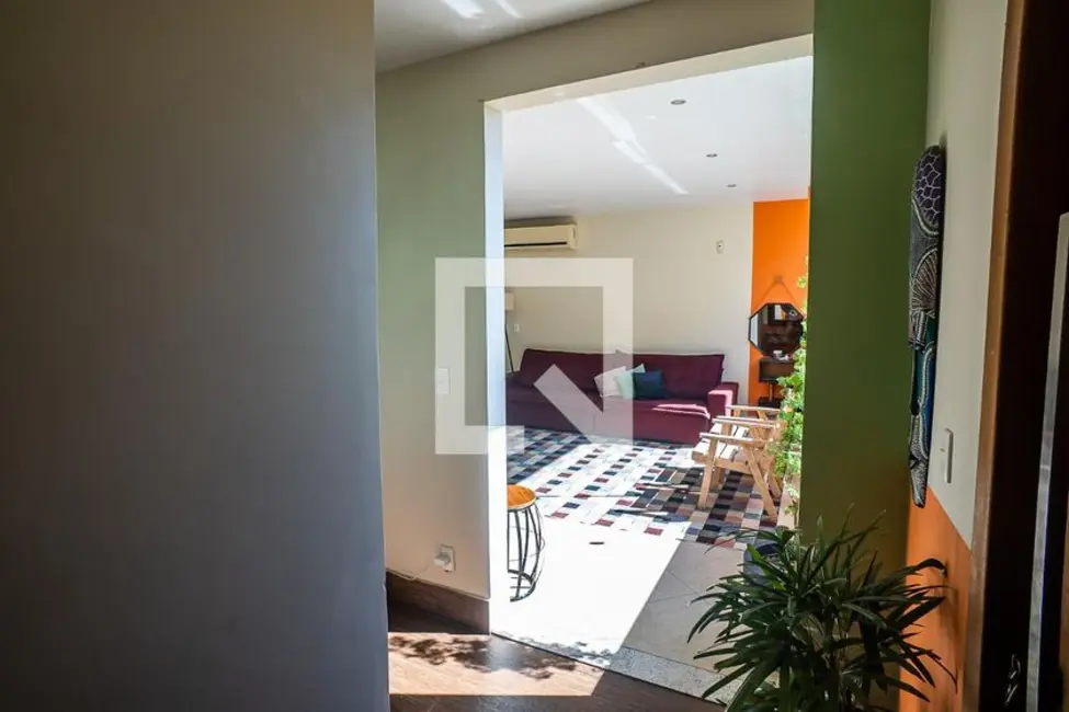 Casa com 5 quartos à venda, 390m2 em Laranjeiras, Rio De Janeiro - RJ - imagem 9 Foto 9 de Casa com 5 quartos à venda, 390m2 em Laranjeiras, Rio De Janeiro - RJ