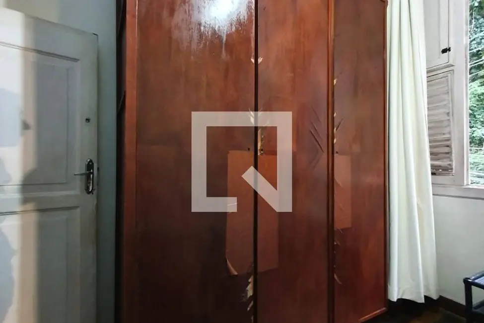 Casa com 4 quartos à venda, 340m2 em Laranjeiras, Rio De Janeiro - RJ - imagem 2 Foto 2 de Casa com 4 quartos à venda, 340m2 em Laranjeiras, Rio De Janeiro - RJ