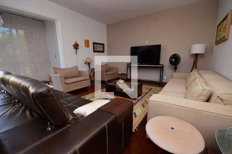 Casa com 5 quartos à venda, 550m2 em Laranjeiras, Rio De Janeiro - RJ - imagem 8 Foto 8 de Casa com 5 quartos à venda, 550m2 em Laranjeiras, Rio De Janeiro - RJ