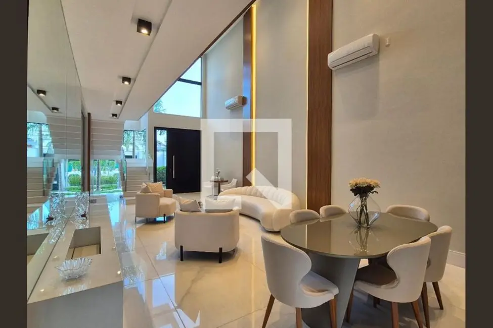 Foto 4 de Casa com 4 quartos à venda, 300m2 em Rio De Janeiro - RJ
