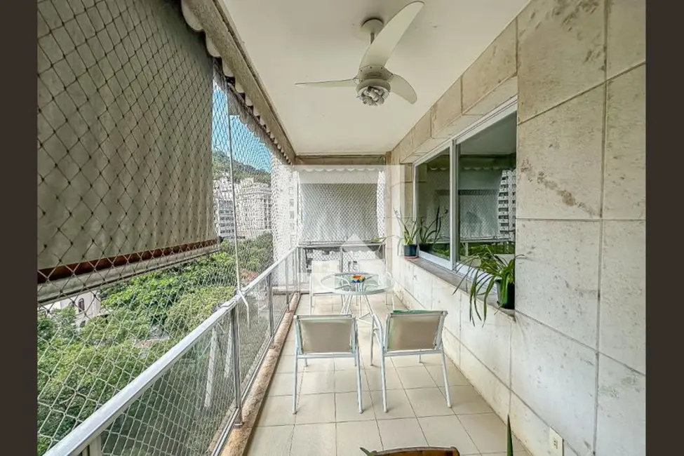 Apartamento com 4 quartos à venda, 210m2 em Laranjeiras, Rio De Janeiro - RJ - imagem 9 Foto 9 de Apartamento com 4 quartos à venda, 210m2 em Laranjeiras, Rio De Janeiro - RJ