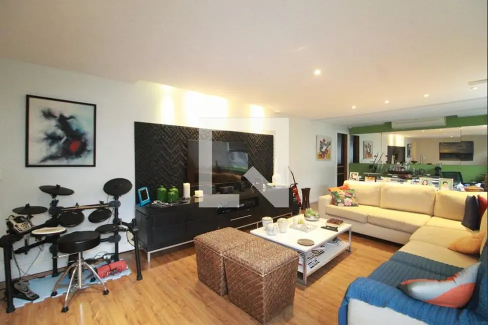 Apartamento com 3 quartos à venda, 154m2 em Ipanema, Rio De Janeiro - RJ - imagem 3 Foto 3 de Apartamento com 3 quartos à venda, 154m2 em Ipanema, Rio De Janeiro - RJ