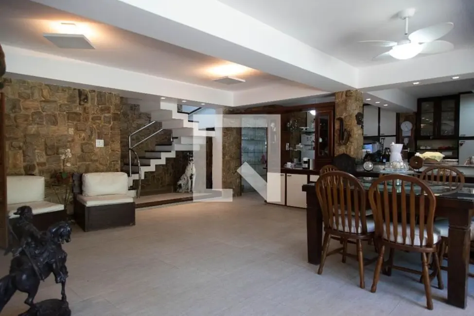 Foto 5 de Casa com 7 quartos à venda, 1200m2 em Rio De Janeiro - RJ